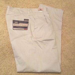 Men’s Lee casual pants